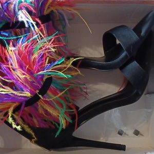 NEW Cape Robbin Black Stiletto Rainbow Feather Ankle Strap size9